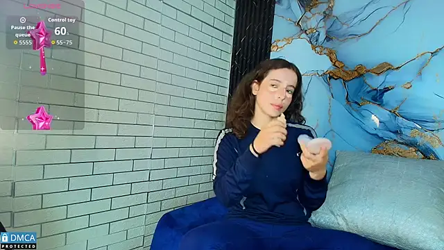 nena cupcake  online show from 09-16-25, 11:22