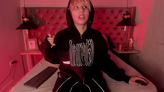 OliIverr22 online show from 11-29-25, 12:05