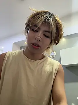 OliIverr22 online show from 09-27-25, 01:17