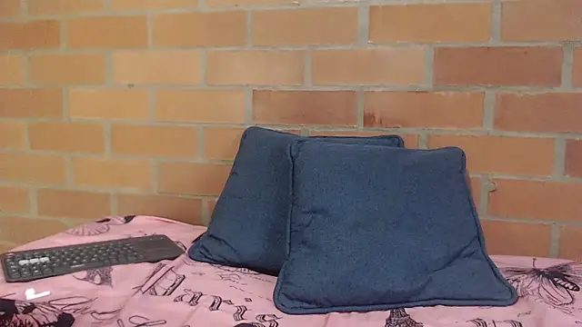 Montserrat Jay online show from 04-01-26, 01:52