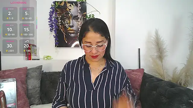 Alana steel 1 online show from 10-12-25, 12:06