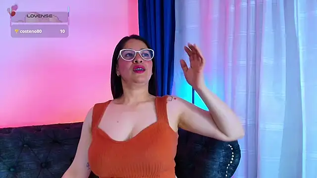 Alana steel 1 online show from 12-19-25, 07:38