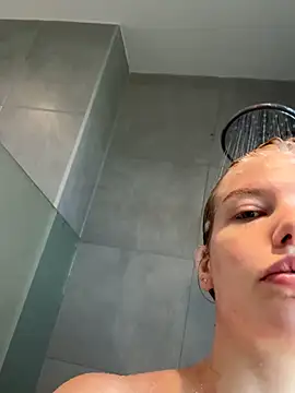 Chloemillerrxx online show from 09-24-25, 12:33