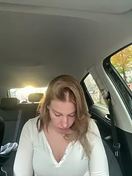 Chloemillerrxx online show from 11-18-25, 02:42