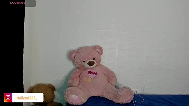 HaileyDuke online show from 06-02-26, 01:27