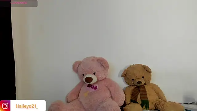 HaileyDuke online show from 03-17-26, 10:35