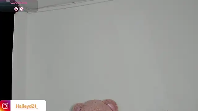 HaileyDuke online show from 02-07-26, 12:40