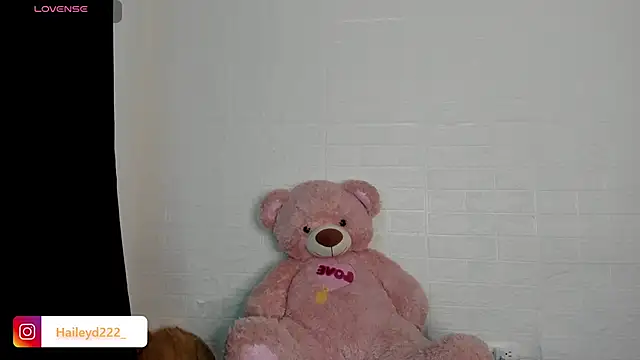 HaileyDuke online show from 05-27-26, 12:53