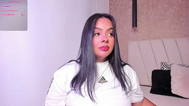 Snapshot of Amaranta_carey chatting on 04-07-26, 01:07 Amaranta carey online show from 04-07-26, 01:07