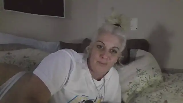 StacysMomXOXO online show from 01-09-26, 05:47