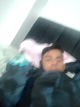 Snapshot of Ffeenniizz chatting on 02-13-26, 11:38 Ffeenniizz online show from 02-13-26, 11:38