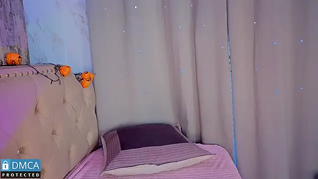 leidy morales  online show from 11-08-25, 11:14