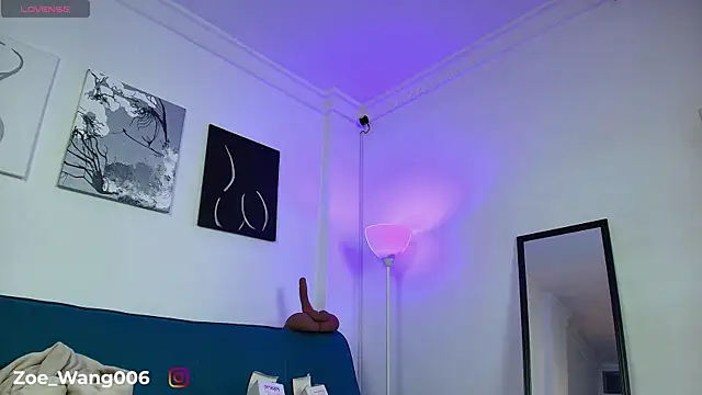 Zoe wang online show from 11-18-25, 03:04