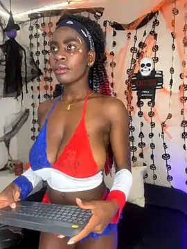 MorenaLush Eup online show from 10-28-25, 04:02