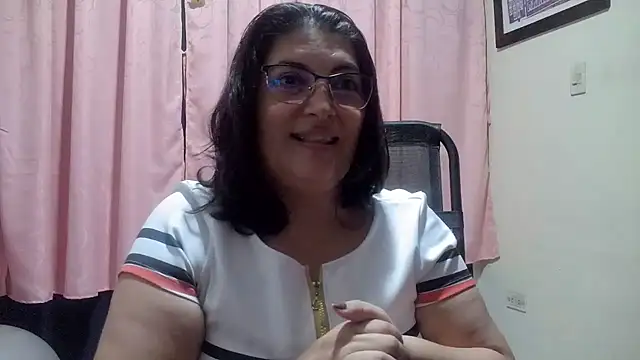 lina maria99 online show from 05-19-26, 01:10