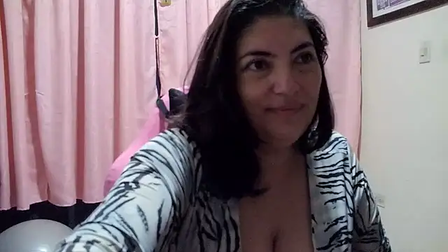 lina maria99 online show from 05-26-26, 10:46