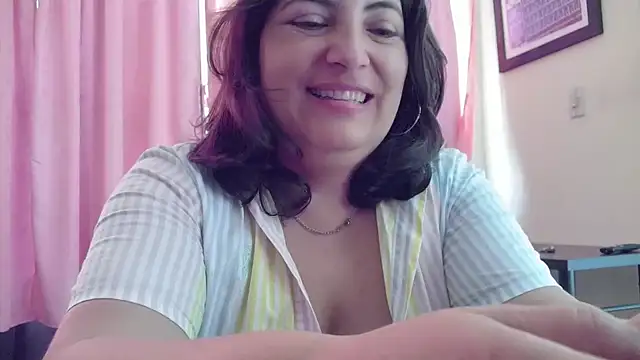 lina maria99 online show from 04-19-26, 01:12