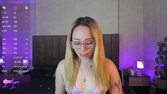 LanaMills  online show from 12-02-25, 05:20