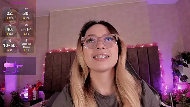 LanaMills  online show from 07-20-26, 05:26