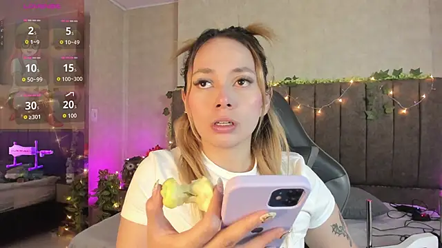 LanaMills  online show from 02-18-26, 05:16