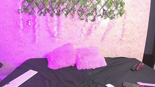 ImEmily444 online show from 10-10-25, 09:59