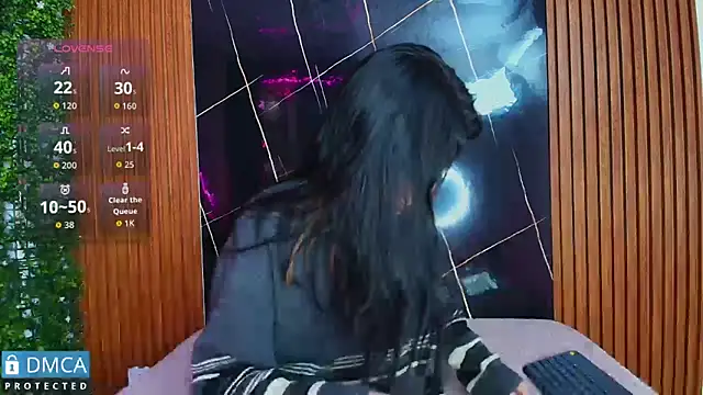 stepha   online show from 09-30-25, 11:05