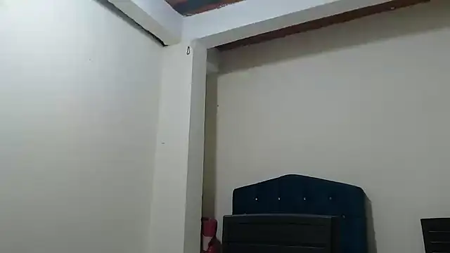  yess love  online show from 11-16-25, 01:43