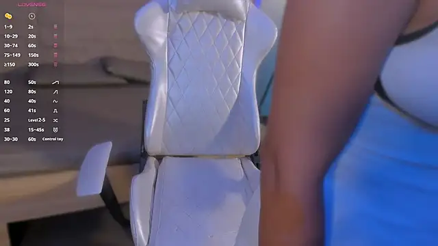 HannahMontgomery online show from 03-20-26, 04:30