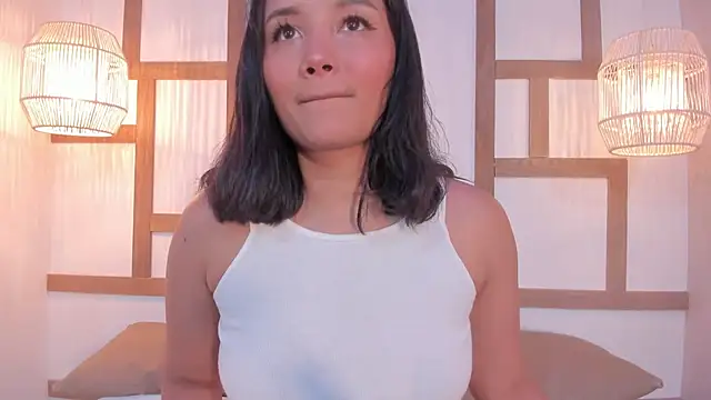 HannahMontgomery online show from 10-14-25, 04:18