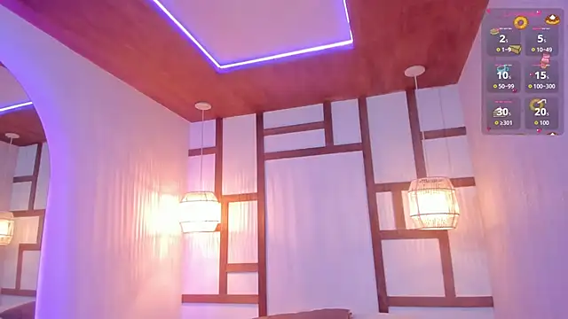 HannahMontgomery online show from 10-28-25, 04:17