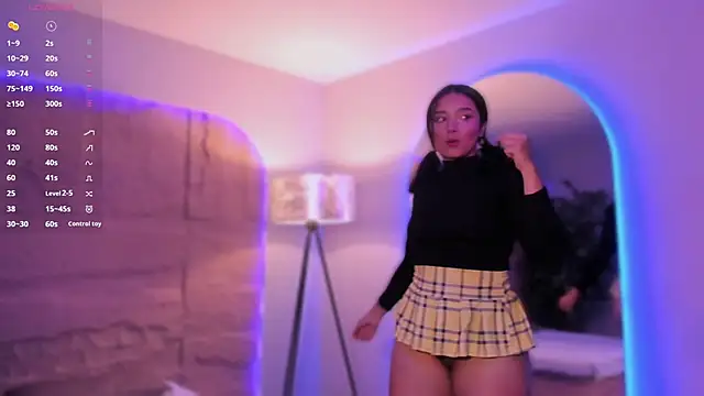 HannahMontgomery online show from 03-05-26, 04:03