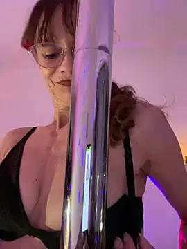 Chris06d22xh online show from 04-15-26, 07:51