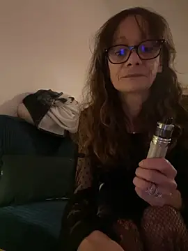 Chris06d22xh online show from 11-21-25, 11:04