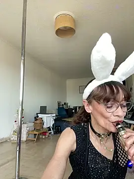 Chris06d22xh online show from 04-05-26, 02:13