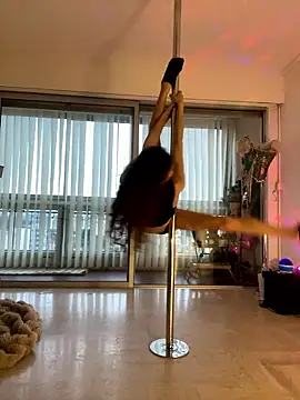 Chris06d22xh online show from 01-18-26, 03:37