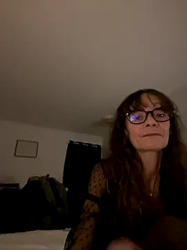 Chris06d22xh online show from 10-18-25, 07:38