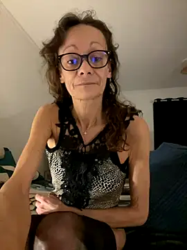 Chris06d22xh online show from 11-14-25, 08:23