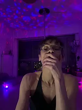 Chris06d22xh online show from 03-19-26, 09:37