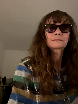 Chris06d22xh online show from 10-03-25, 06:42