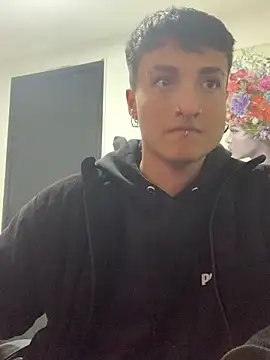 Snapshot of Milan_Bach chatting on 03-21-26, 06:03 Milan Bach online show from 03-21-26, 06:03