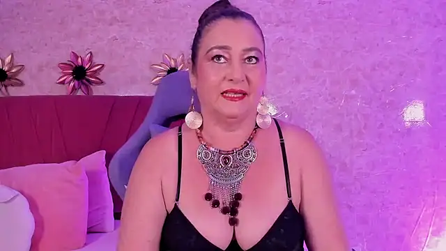 PalomaLombardi online show from 01-08-26, 08:15