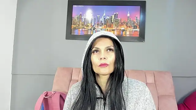 CharlotteCottin online show from 05-13-26, 11:17