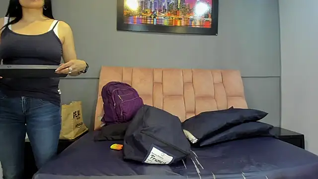 CharlotteCottin online show from 11-17-25, 02:54