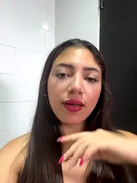 Snapshot of LisaGoddes chatting on 10-24-25, 04:06 LisaGoddes online show from 10-24-25, 04:06