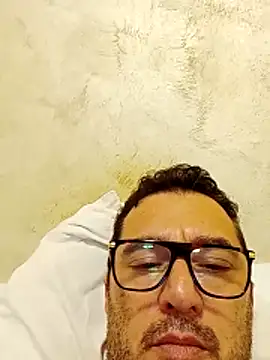 Snapshot of salvoagata1234 chatting on 03-03-26, 08:27 salvoagata1234 online show from 03-03-26, 08:27