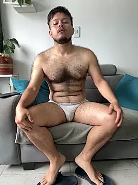 Snapshot of DADDYTTEDY1 chatting on 05-01-26, 03:39 DADDYTTEDY1 online show from 05-01-26, 03:39