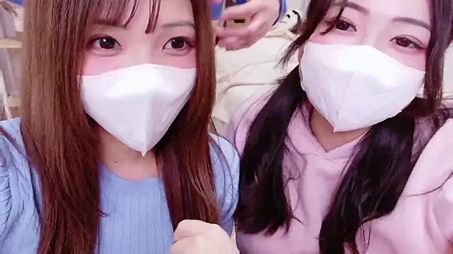 Snapshot of -EdisonThomas- chatting on 10-12-25, 12:06 -EdisonThomas- online show from 10-12-25, 12:06