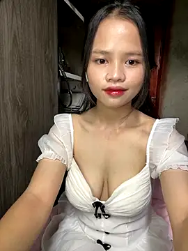 Hana-44 online show from 10-22-25, 01:27