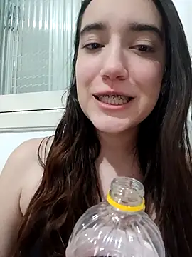 Snapshot of Ketkat2005 chatting on 10-21-25, 06:02 Ketkat2005 online show from 10-21-25, 06:02