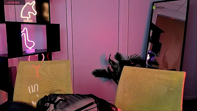 lily morty online show from 10-22-25, 07:13